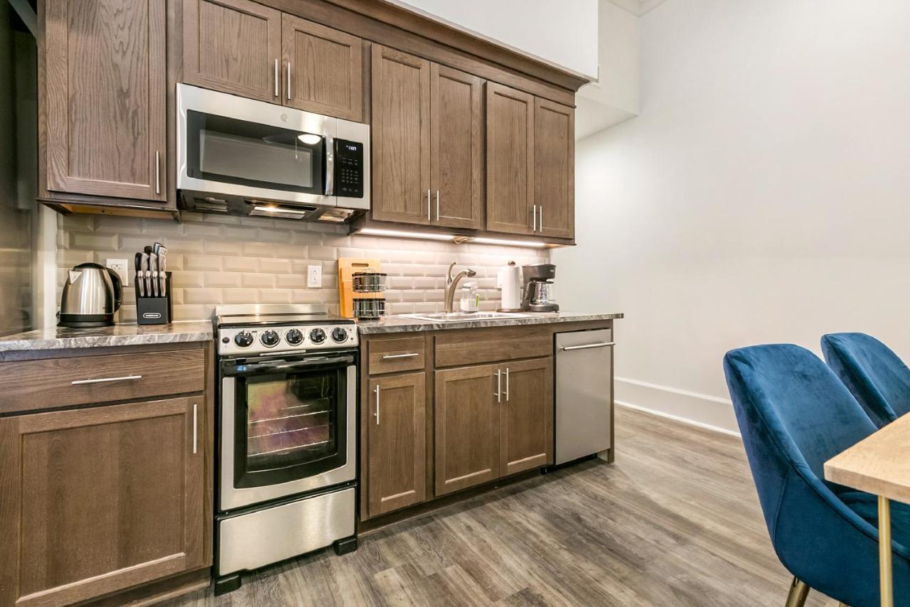 1 And 2 Bedroom Private Condos Steps Away From French Quarter New Orleans Eksteriør bilde