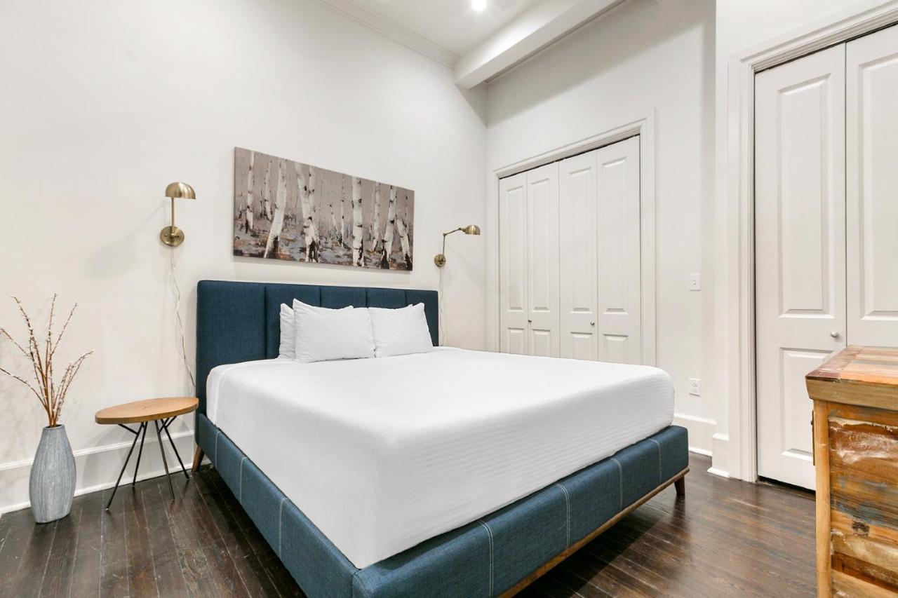 1 And 2 Bedroom Private Condos Steps Away From French Quarter New Orleans Eksteriør bilde