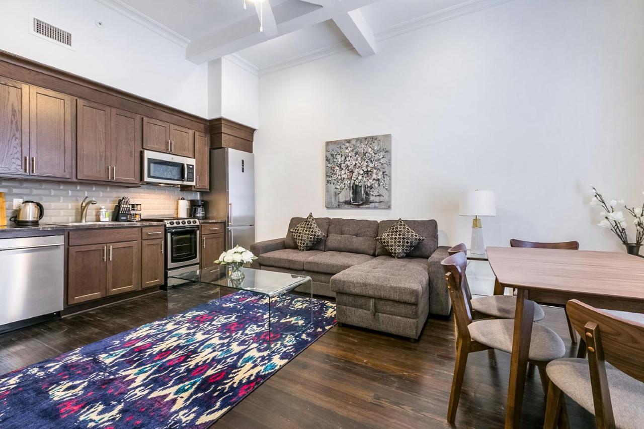 1 And 2 Bedroom Private Condos Steps Away From French Quarter New Orleans Eksteriør bilde