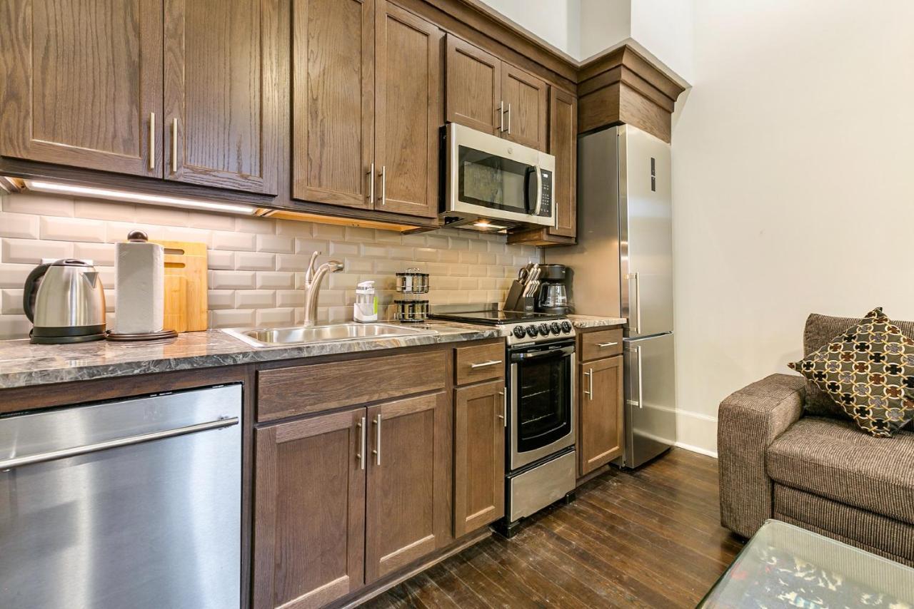 1 And 2 Bedroom Private Condos Steps Away From French Quarter New Orleans Eksteriør bilde