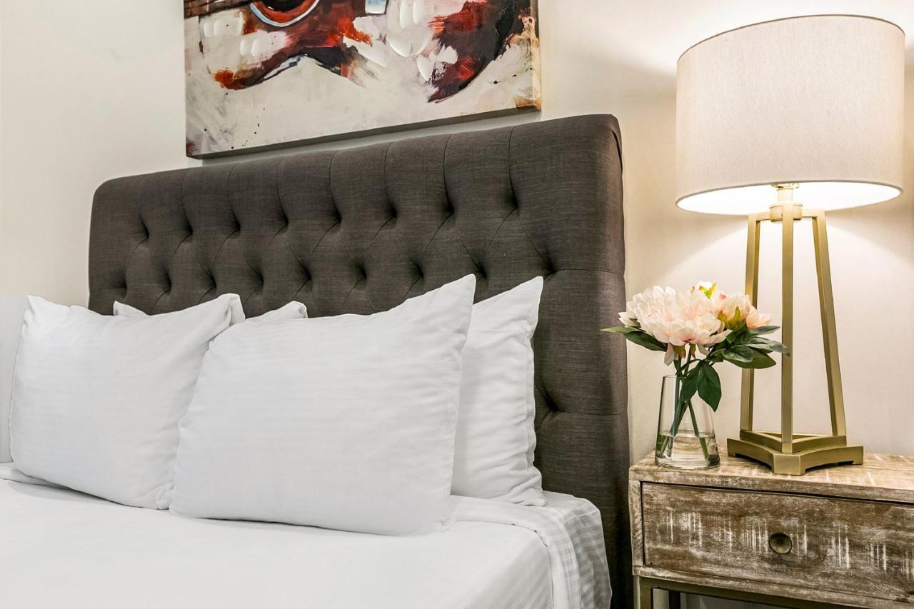 1 And 2 Bedroom Private Condos Steps Away From French Quarter New Orleans Eksteriør bilde