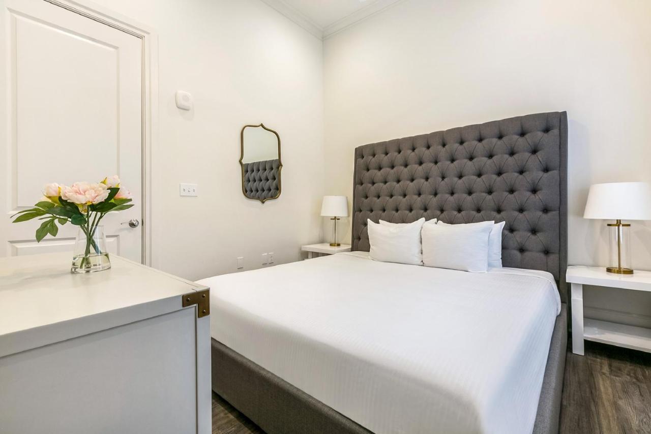 1 And 2 Bedroom Private Condos Steps Away From French Quarter New Orleans Eksteriør bilde
