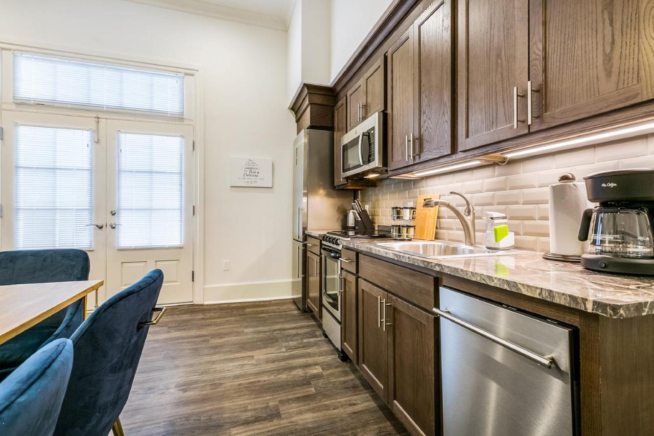 1 And 2 Bedroom Private Condos Steps Away From French Quarter New Orleans Eksteriør bilde
